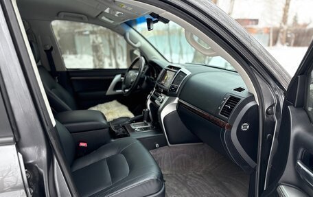 Toyota Land Cruiser 200, 2013 год, 4 370 000 рублей, 8 фотография