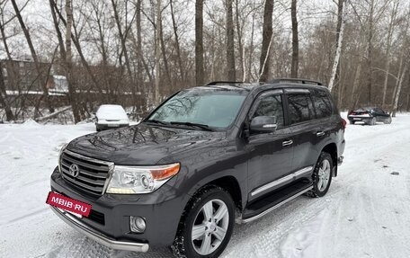 Toyota Land Cruiser 200, 2013 год, 4 370 000 рублей, 17 фотография