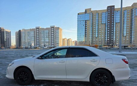 Toyota Camry, 2015 год, 1 860 000 рублей, 7 фотография