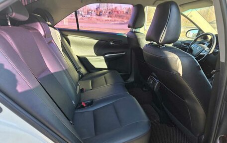 Toyota Camry, 2015 год, 1 860 000 рублей, 11 фотография