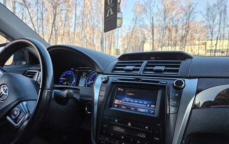 Toyota Camry, 2015 год, 1 860 000 рублей, 8 фотография