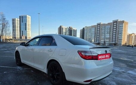 Toyota Camry, 2015 год, 1 860 000 рублей, 4 фотография