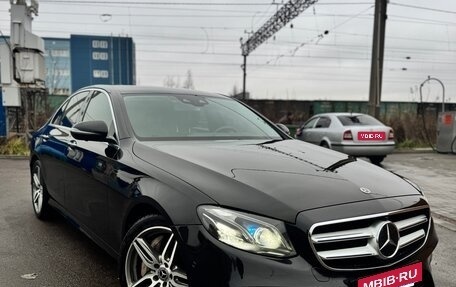 Mercedes-Benz E-Класс, 2020 год, 5 000 000 рублей, 1 фотография