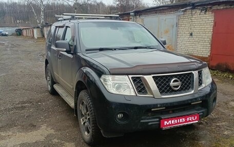 Nissan Pathfinder, 2011 год, 1 550 000 рублей, 1 фотография
