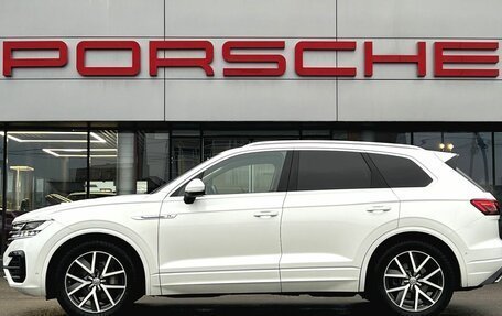 Volkswagen Touareg III, 2018 год, 4 790 000 рублей, 2 фотография