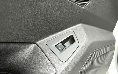 Volkswagen Touareg III, 2018 год, 4 790 000 рублей, 26 фотография