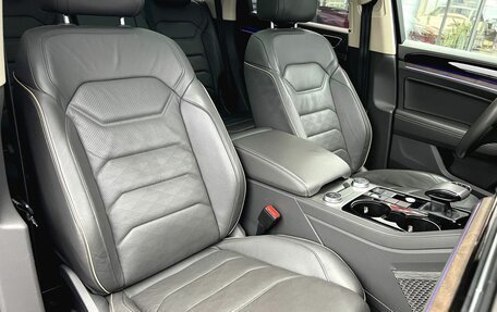 Volkswagen Touareg III, 2018 год, 4 790 000 рублей, 35 фотография