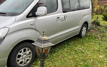 Hyundai Grand Starex Grand Starex I рестайлинг 2, 2010 год, 1 380 000 рублей, 4 фотография