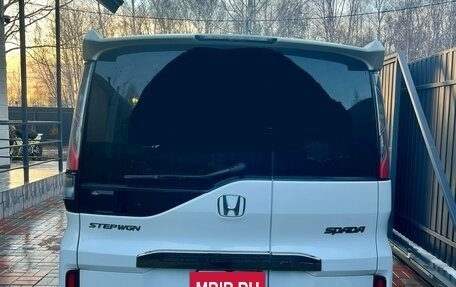 Honda Stepwgn IV, 2020 год, 2 600 000 рублей, 5 фотография