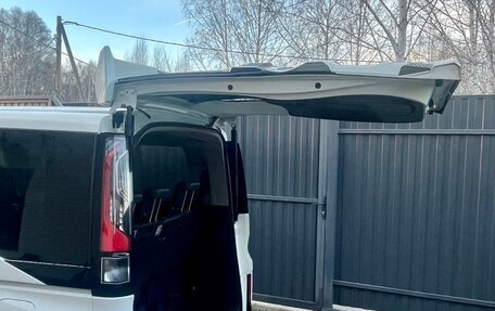 Honda Stepwgn IV, 2020 год, 2 600 000 рублей, 9 фотография