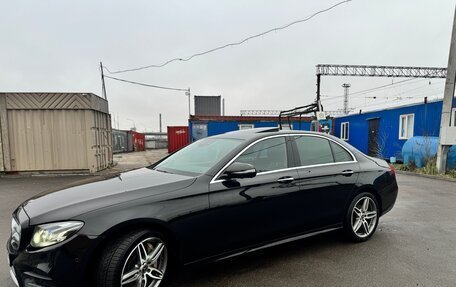 Mercedes-Benz E-Класс, 2020 год, 5 000 000 рублей, 4 фотография