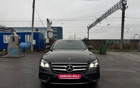 Mercedes-Benz E-Класс, 2020 год, 5 000 000 рублей, 6 фотография