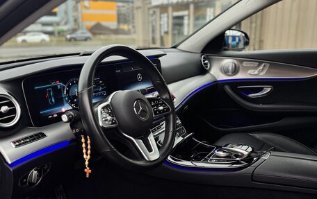 Mercedes-Benz E-Класс, 2020 год, 5 000 000 рублей, 21 фотография