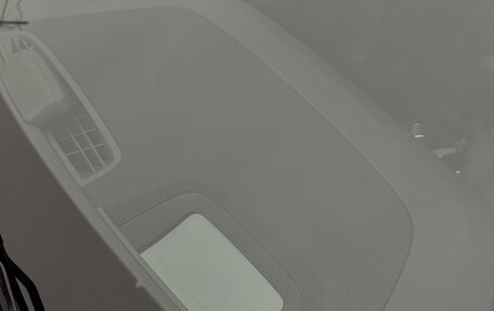 Mercedes-Benz E-Класс, 2020 год, 5 000 000 рублей, 25 фотография