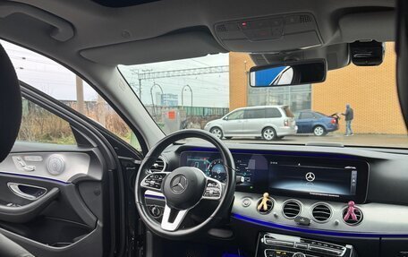 Mercedes-Benz E-Класс, 2020 год, 5 000 000 рублей, 26 фотография