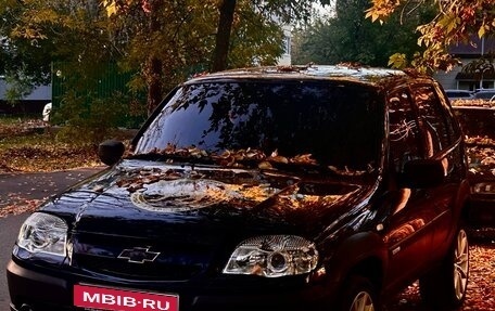 Chevrolet Niva I рестайлинг, 2011 год, 385 000 рублей, 1 фотография