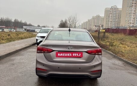 Hyundai Solaris II рестайлинг, 2018 год, 1 300 000 рублей, 5 фотография