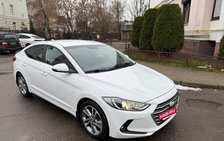 Hyundai Elantra VI рестайлинг, 2017 год, 1 720 000 рублей, 4 фотография