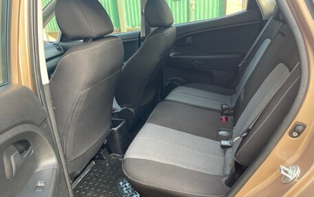 KIA Venga I, 2012 год, 780 000 рублей, 8 фотография