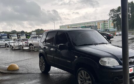 Chevrolet Niva I рестайлинг, 2011 год, 385 000 рублей, 4 фотография