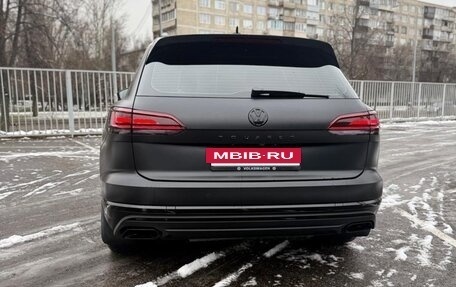 Volkswagen Touareg III, 2020 год, 4 700 000 рублей, 5 фотография