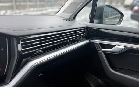 Volkswagen Touareg III, 2020 год, 4 700 000 рублей, 23 фотография