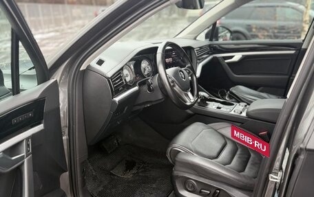 Volkswagen Touareg III, 2020 год, 4 700 000 рублей, 14 фотография