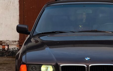 BMW 7 серия, 1997 год, 600 000 рублей, 3 фотография