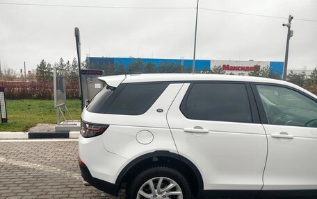 Land Rover Discovery Sport I рестайлинг, 2017 год, 2 390 000 рублей, 6 фотография