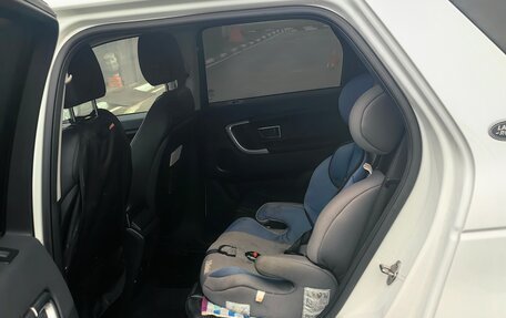 Land Rover Discovery Sport I рестайлинг, 2017 год, 2 390 000 рублей, 9 фотография