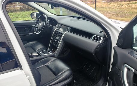 Land Rover Discovery Sport I рестайлинг, 2017 год, 2 390 000 рублей, 14 фотография