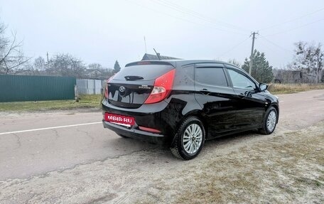 Hyundai Solaris II рестайлинг, 2015 год, 1 100 000 рублей, 5 фотография