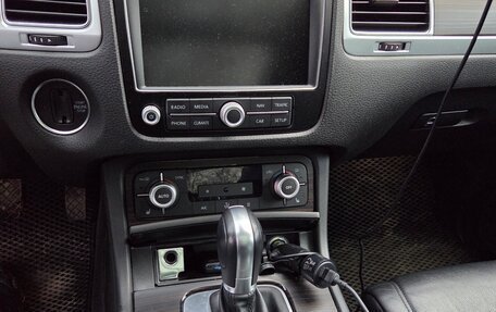 Volkswagen Touareg III, 2015 год, 3 850 000 рублей, 12 фотография