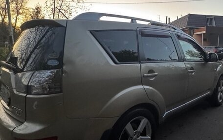 Mitsubishi Outlander III рестайлинг 3, 2008 год, 750 000 рублей, 3 фотография