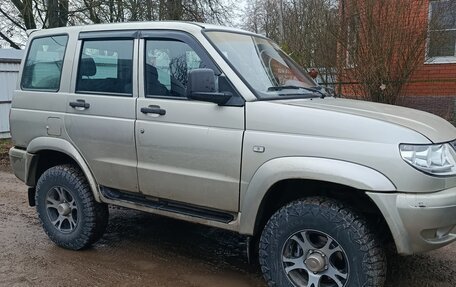 ЛуАЗ Patriot, 2010 год, 680 000 рублей, 3 фотография