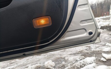 Toyota Avensis III рестайлинг, 2006 год, 620 000 рублей, 11 фотография