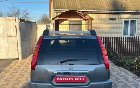 Nissan X-Trail, 2008 год, 900 000 рублей, 11 фотография