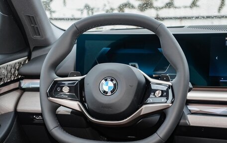 BMW 5 серия, 2025 год, 6 950 000 рублей, 20 фотография