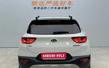 KIA Stonic, 2022 год, 1 400 855 рублей, 5 фотография