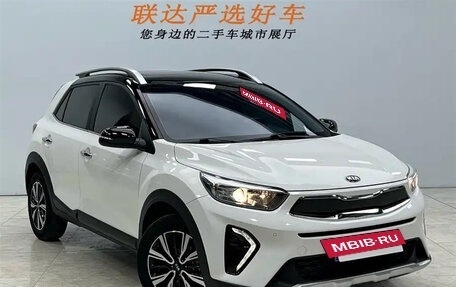 KIA Stonic, 2022 год, 1 400 855 рублей, 3 фотография