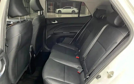 KIA Stonic, 2022 год, 1 400 855 рублей, 9 фотография