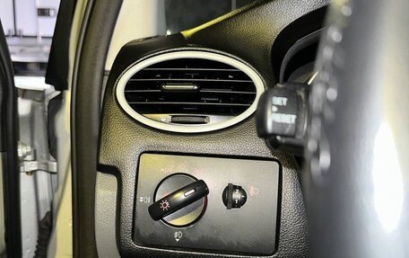 Ford Focus II рестайлинг, 2009 год, 680 000 рублей, 23 фотография