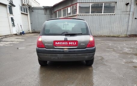 Renault Clio III, 2001 год, 200 000 рублей, 4 фотография