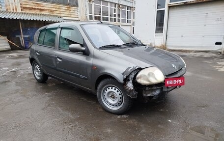 Renault Clio III, 2001 год, 200 000 рублей, 5 фотография