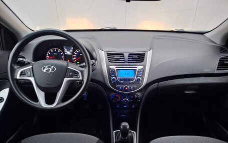 Hyundai Solaris II рестайлинг, 2013 год, 1 060 000 рублей, 14 фотография
