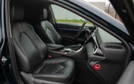 Toyota Camry, 2019 год, 2 815 000 рублей, 32 фотография