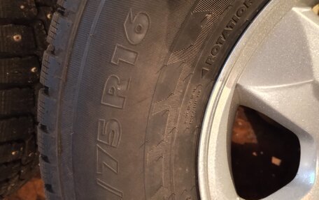 SsangYong Kyron I, 2011 год, 700 000 рублей, 11 фотография