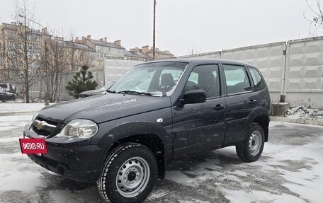 Chevrolet Niva I рестайлинг, 2020 год, 1 050 000 рублей, 3 фотография