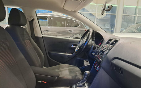 Volkswagen Polo VI (EU Market), 2017 год, 1 397 000 рублей, 11 фотография