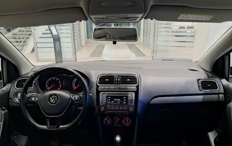 Volkswagen Polo VI (EU Market), 2017 год, 1 397 000 рублей, 14 фотография